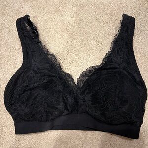 Lace Bralette in Black